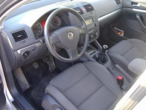 vw-golf-5-sport-tdi-interieur