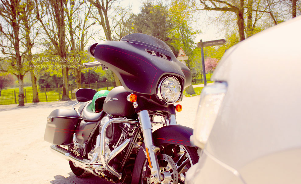 photos Harley Davidson Street Glide CVO 2015 noir