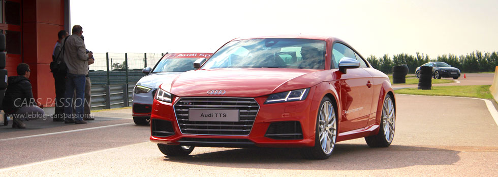 photo Audi TTS sur circuit