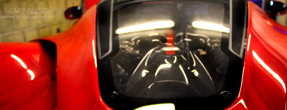 photo Ferrari Laferrari 2015 2016 moteur