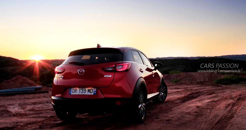 shoot-night-Mazda-CX3-4