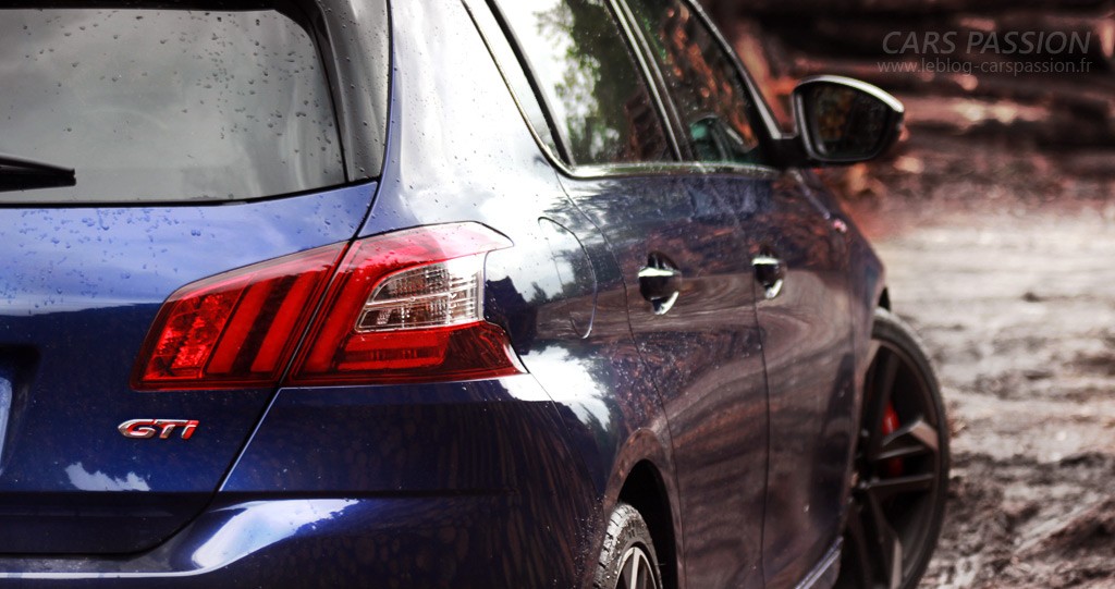 Peugeot 308 GTI photos vue arrière