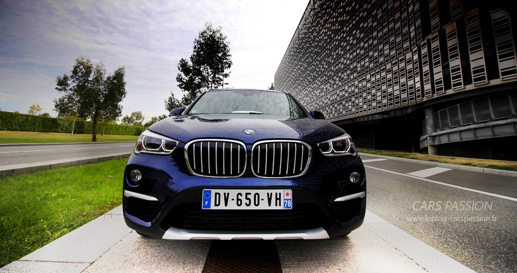 Essai Nouveau Bmw X1 2016 25i finition Sport couleur bleue