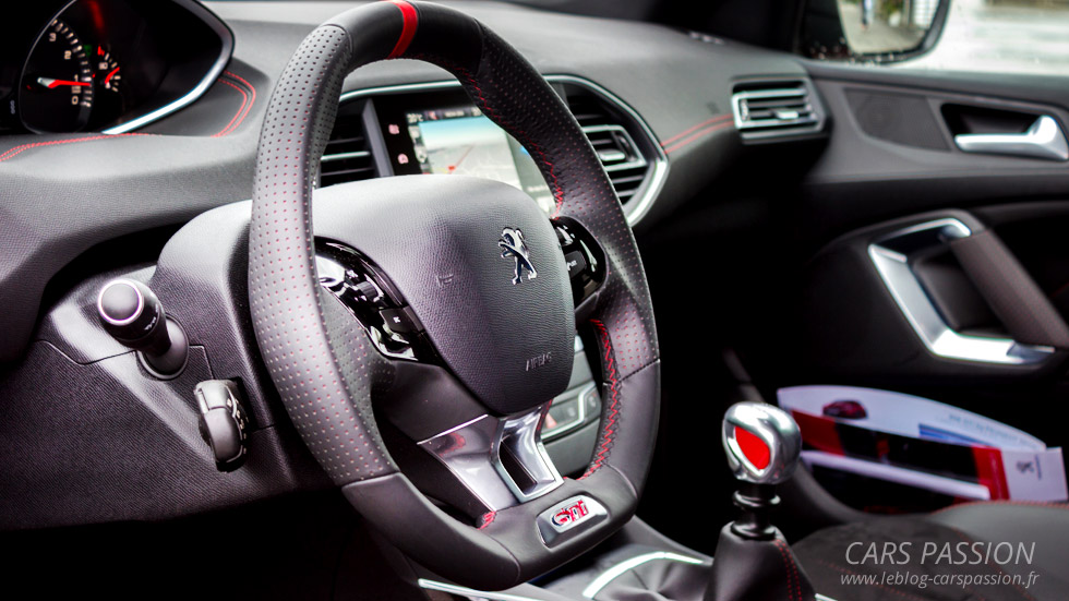 peugeot 308 gti interieur 2016