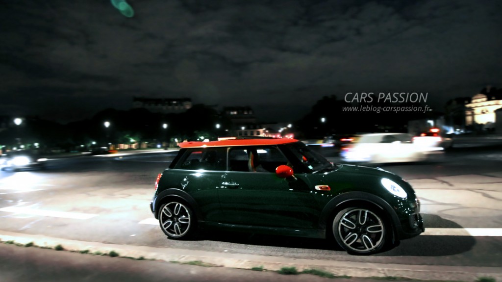 essai Mini John Cooper Works JCW paris by night