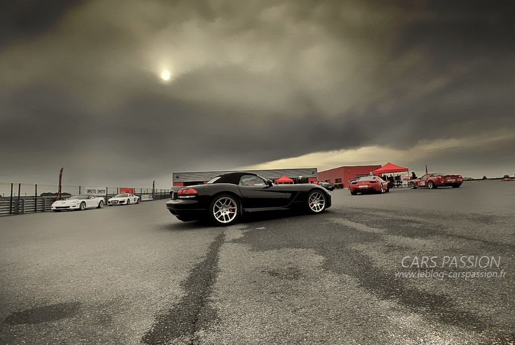 stage pilotage Dodge Viper SRT 10 Muscle Cars