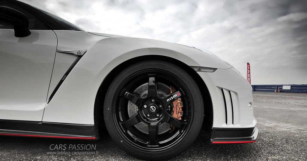 Nissan GTR Nismo 2016 prix performance v6 biturbo 600