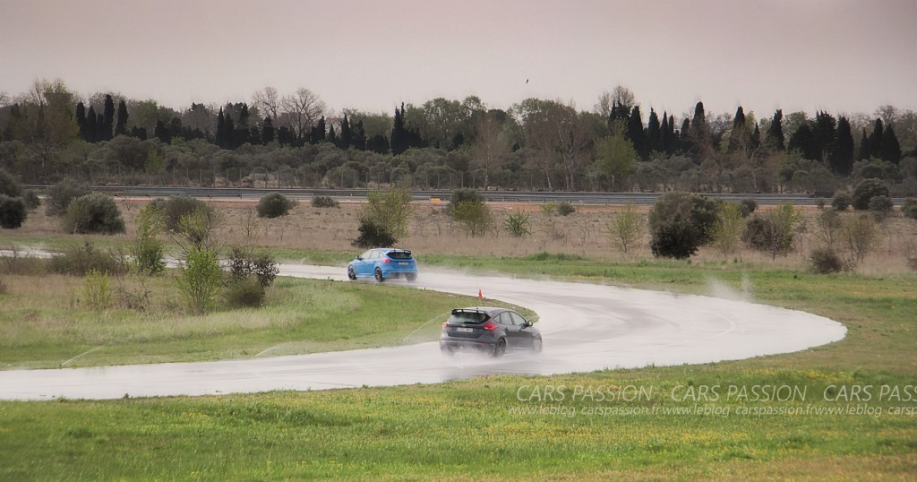 essai test Ford Focus RS 2016 circuit michelin