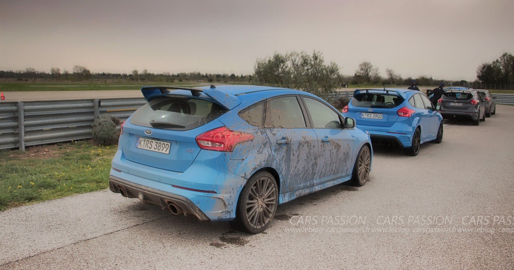 Mode drift dirty Ford Focus RS 2016
