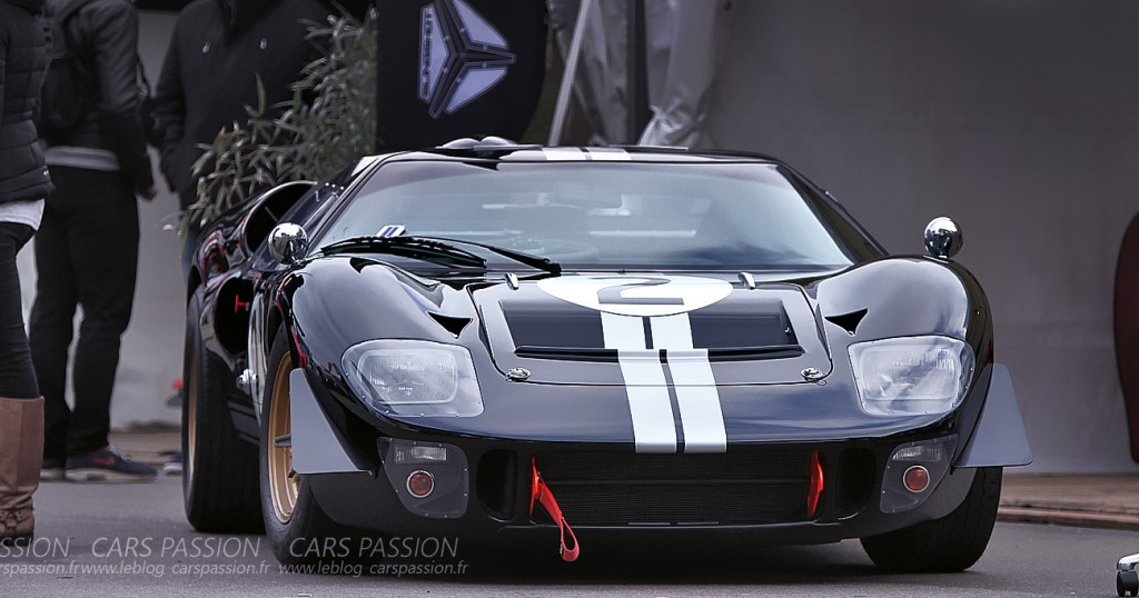 shelby-ac-FORD-GT40-exclusive-drive