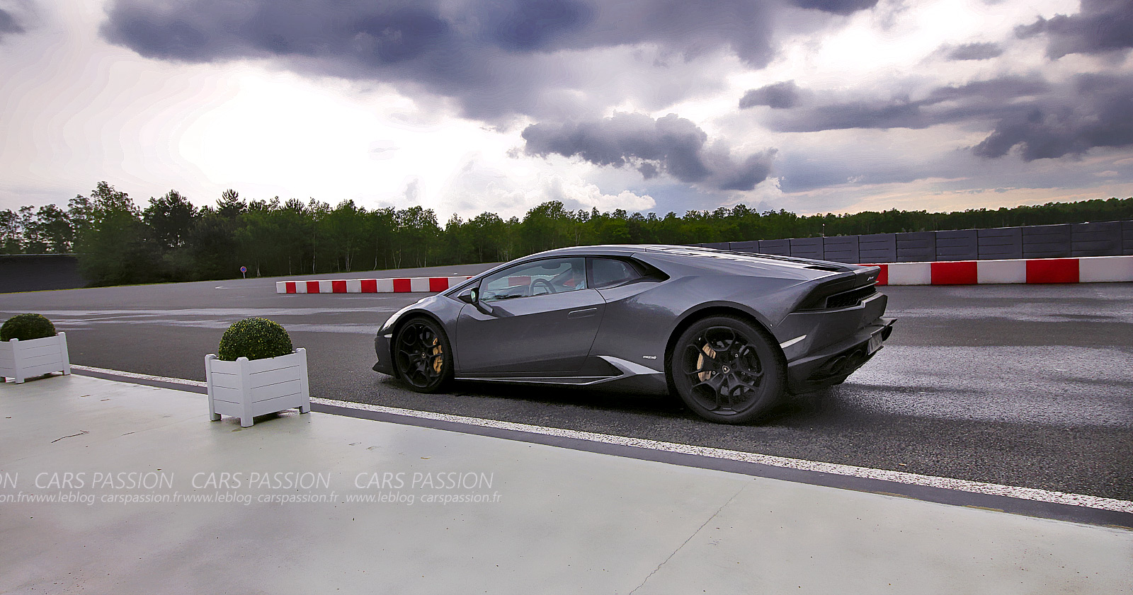 Paris Lamborghini Huracan avec Paris Lamborghini Ouest Neubauer