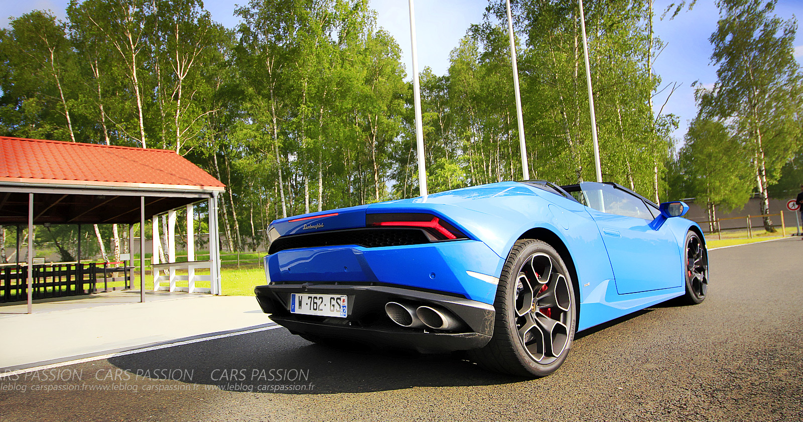 cabriolet Lamborghini Huracan spyder 2016 avec Paris Lamborghini Ouest Neubauer