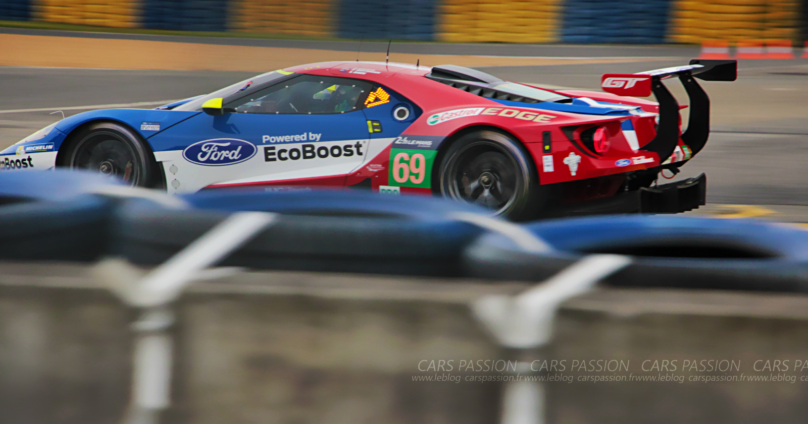 Ford-GT-24h-leMans-2016-course-69