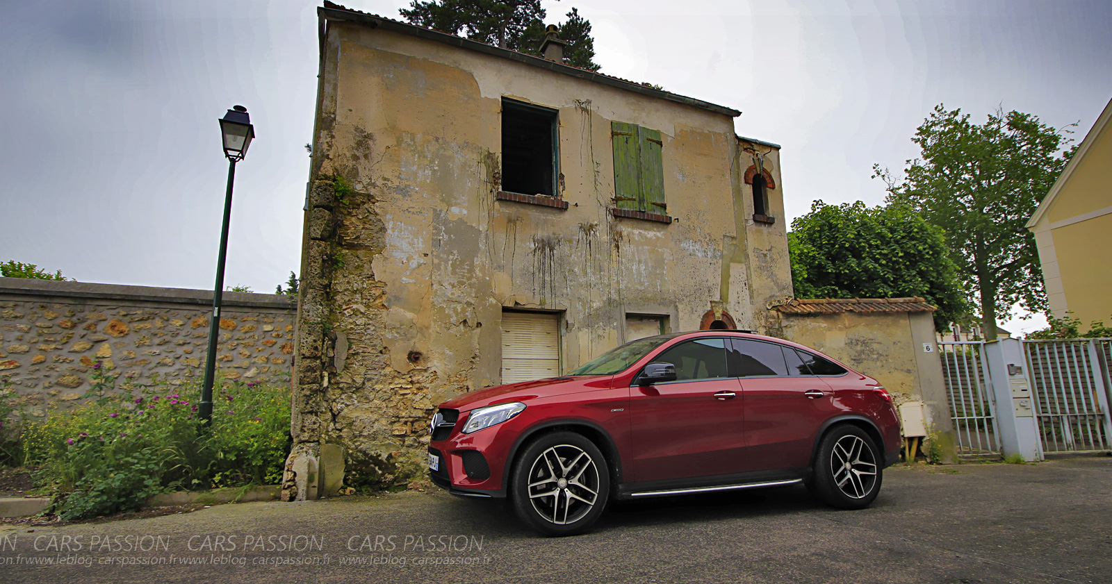 ville-mercedes-benz-GLE-amg-coupe-2016-5