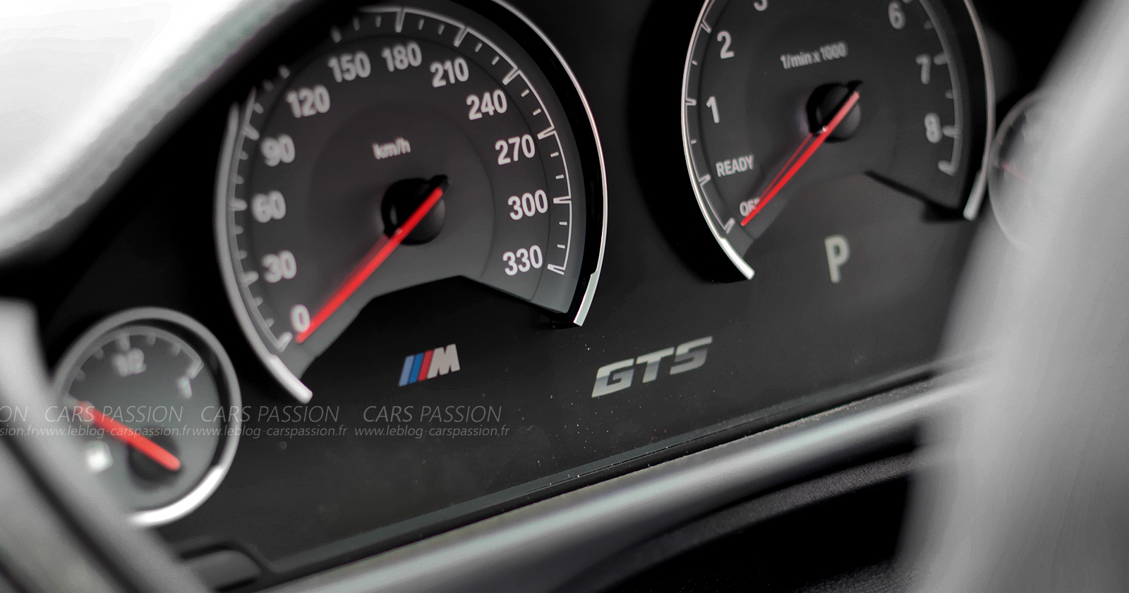 BMW-M4-GTS-compteur--vitesse-2016