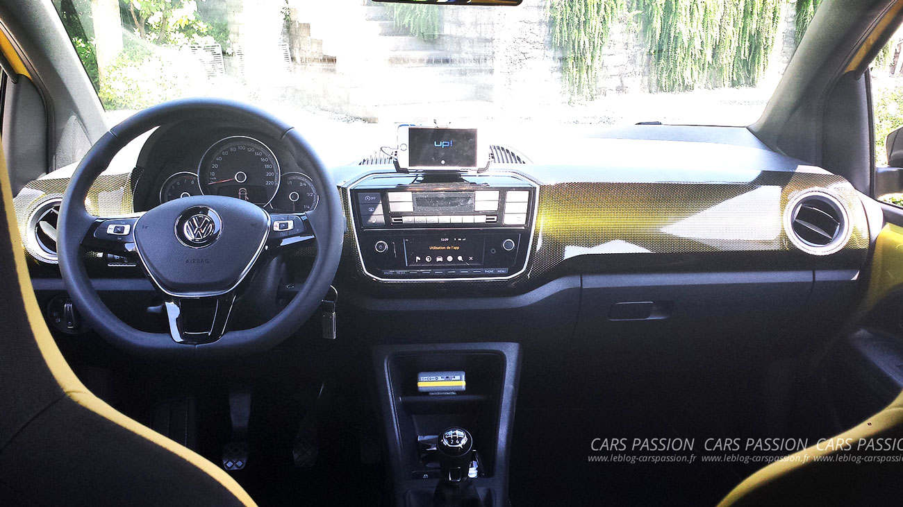 interieur-volkswagen-up-beats-2016-5