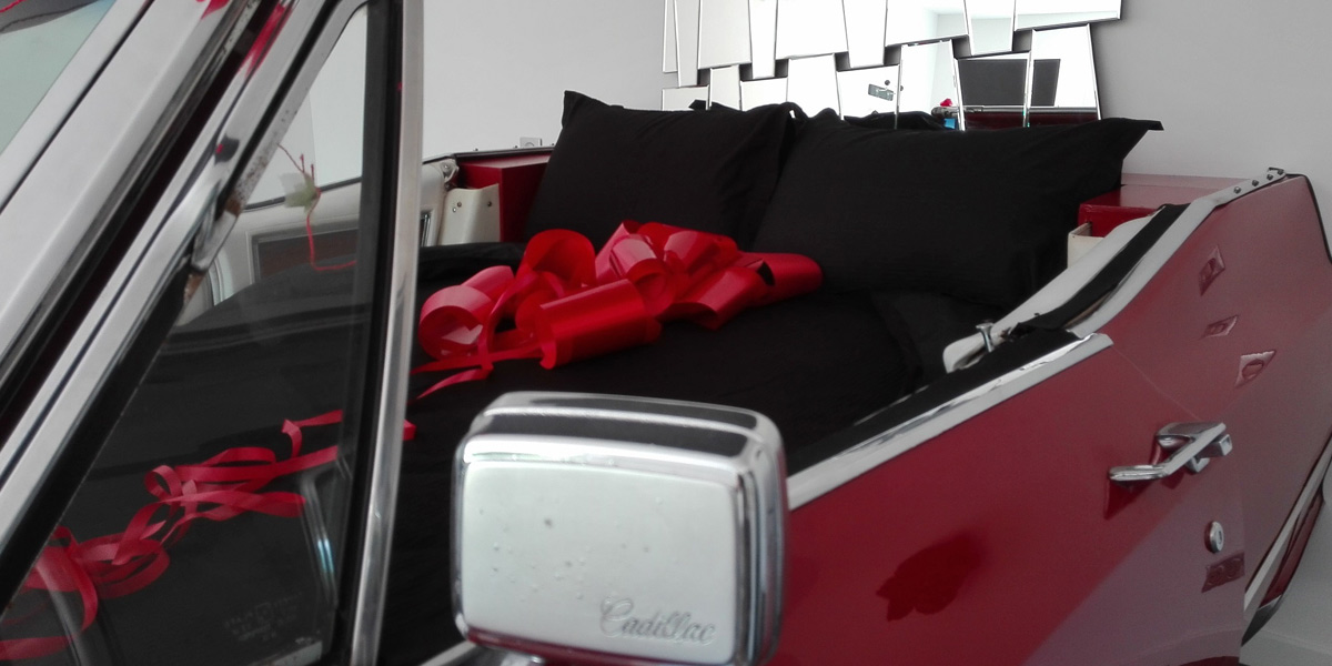 chambre-hotes-insolite-cadillac-deville