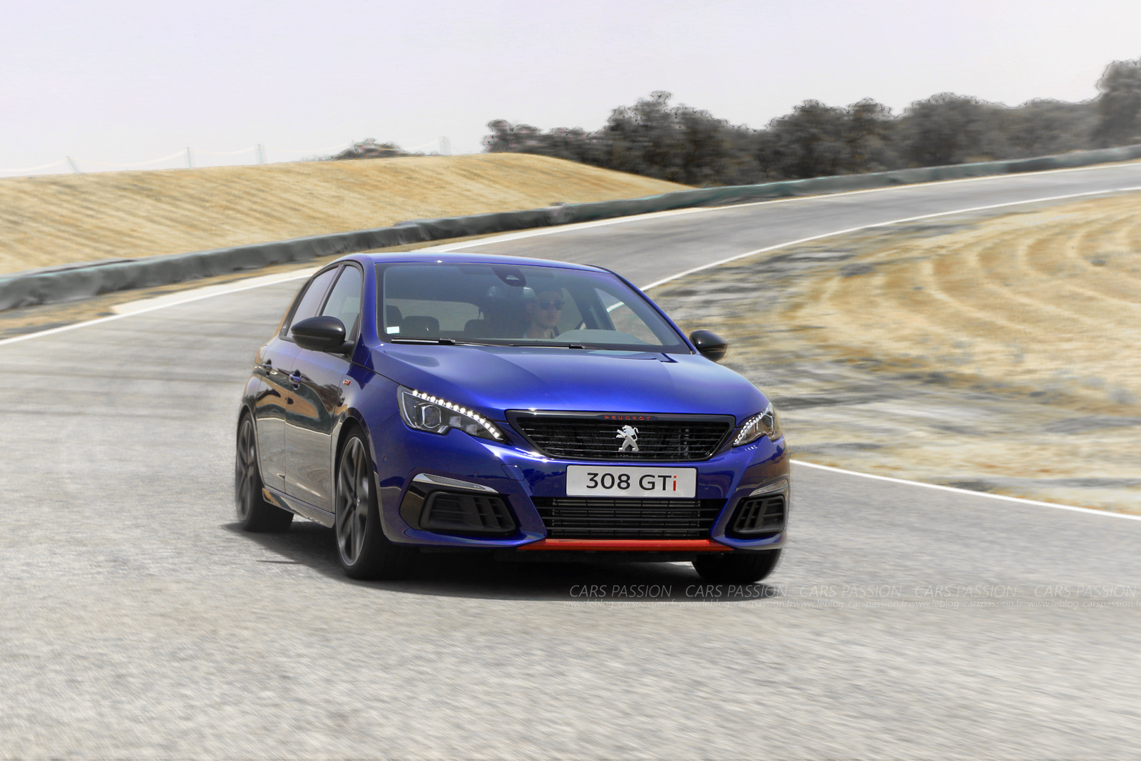 Essai-peugeot-308-gti-270-driving-test (3)