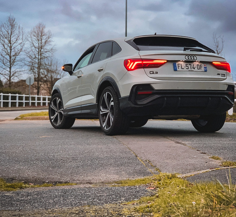 essai audi Q3 sportback S Line 45 tfsi argent rosé