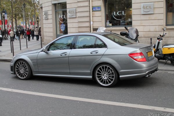 assurance auto sinistre accident mercedes C63 amg