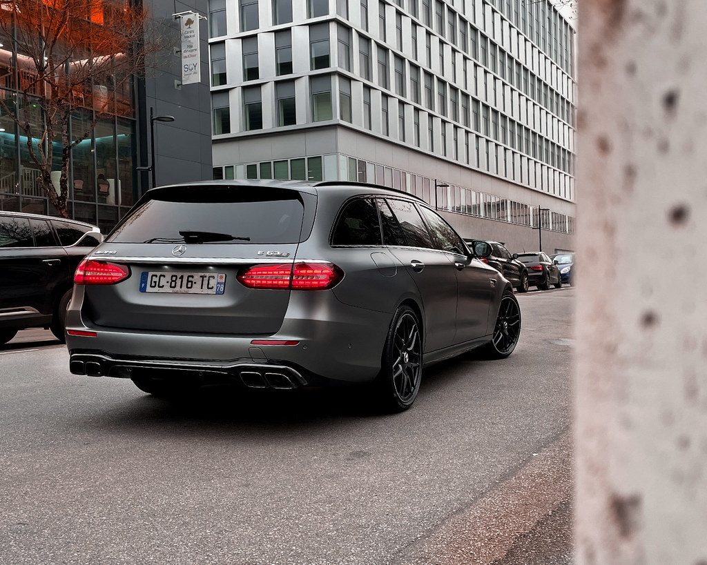 Mercedes AMG E63s Break grey essai review