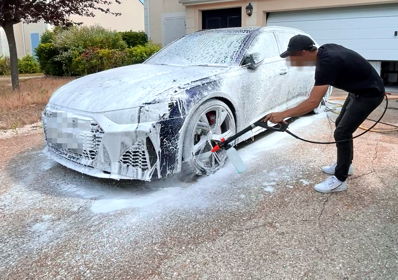 Est-il interdit de laver sa voiture devant chez-soi ? Que risquez