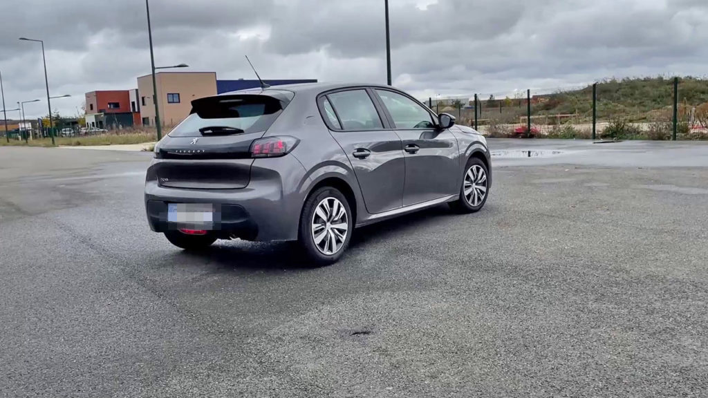 peugeot 208 active finition, l'entrée de gamme