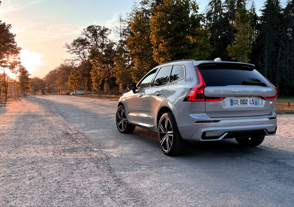 Volvo XC60 T8 hybride MY23 Ultimate Dark