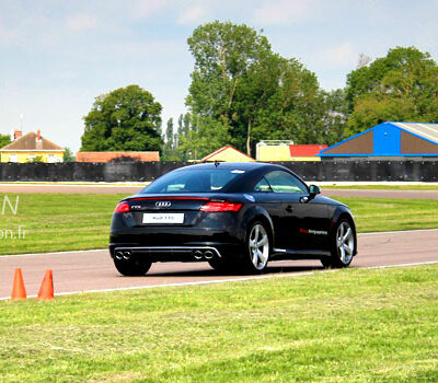 pilotage audi tts stage pilotage Oreca