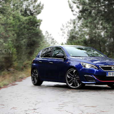 Peugeot 308 GTI photos shot