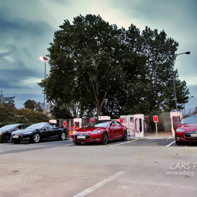 Tesla Model S P85D Superchargeurs Rungis Novotel