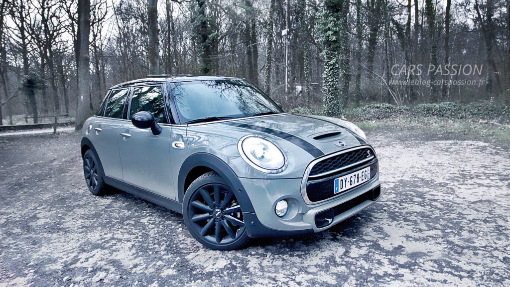 Mini Cooper 5 portes SD F55 prix équipements options 2016 couleur Moonwalk Grey metallise