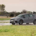 Mode drift Ford Focus RS 2016 sur le circuit Michelin