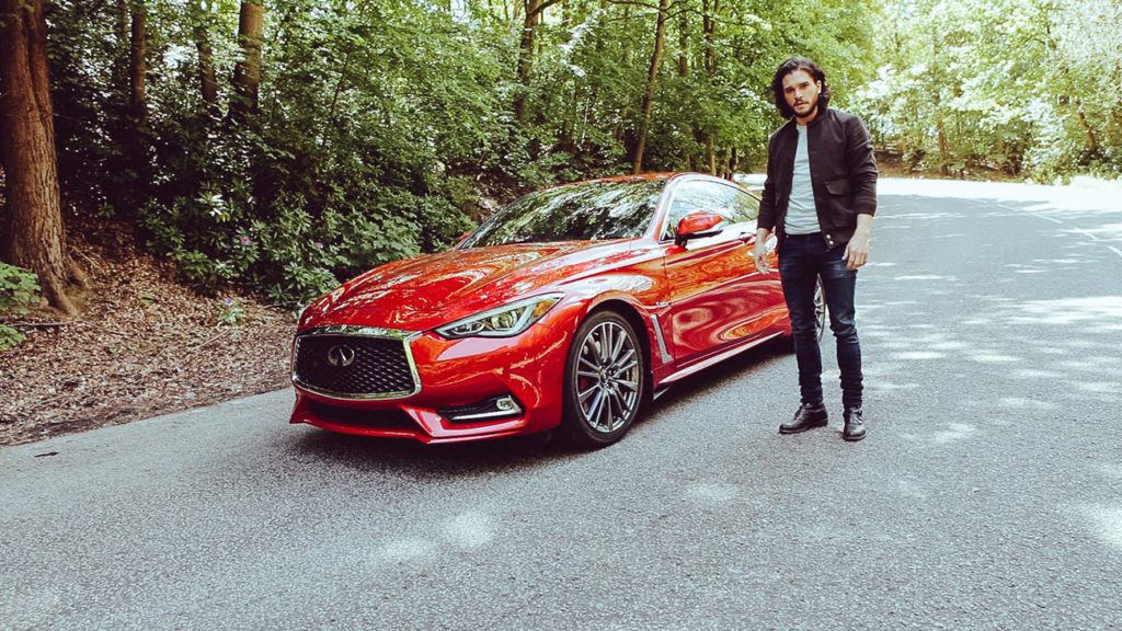 nouvelle Infiniti Q60 avec Kit Harington à son volant ! Jon Snow