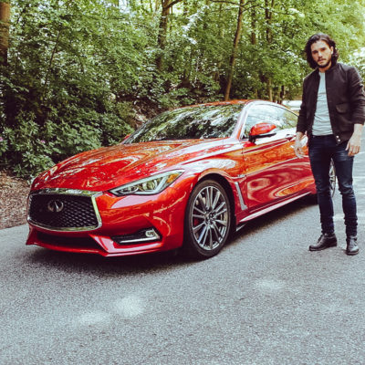 nouvelle Infiniti Q60 avec Kit Harington à son volant ! Jon Snow