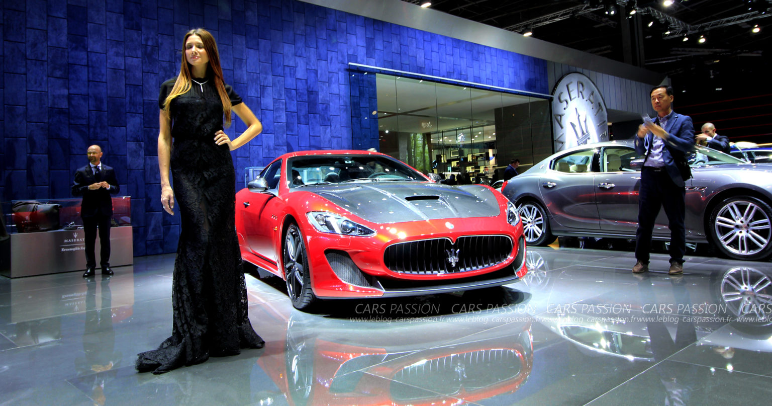 photos hôtesses mondiale automobile paris 2016 Maserati