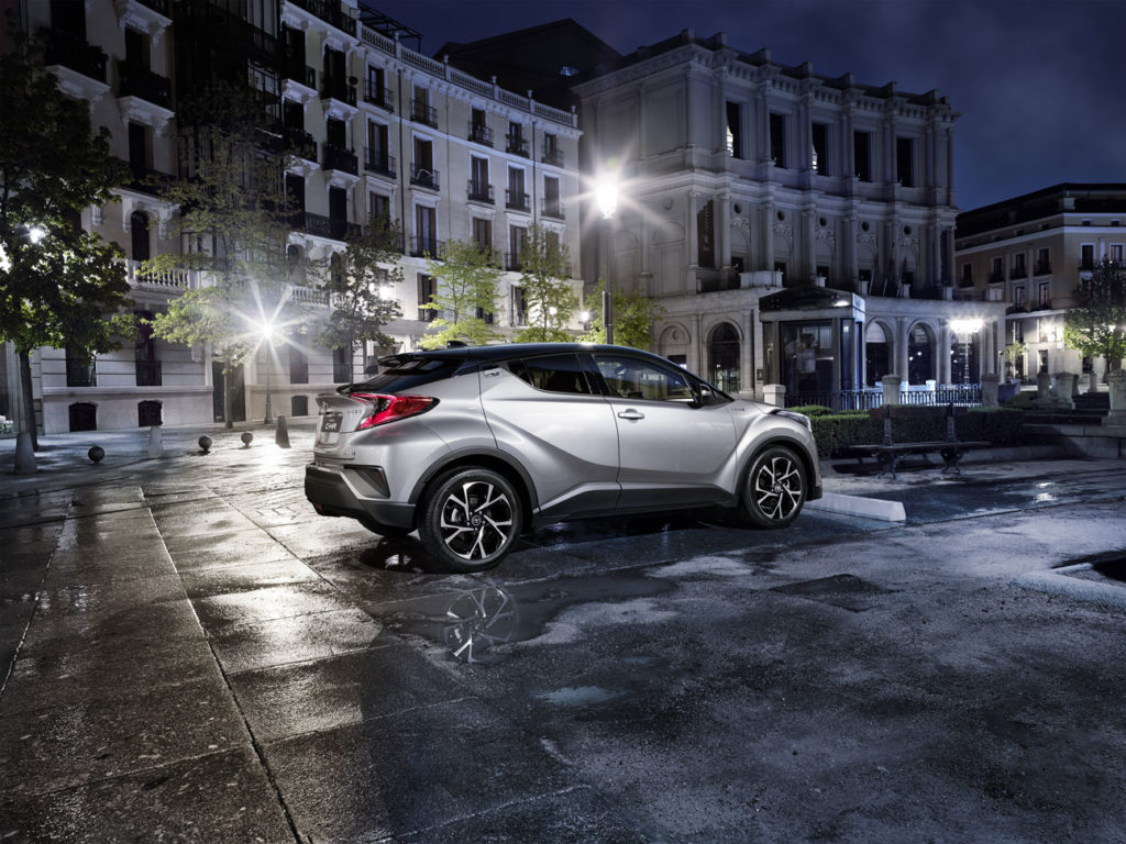 nouveau SUV Toyota C-HR avec système audio JBL