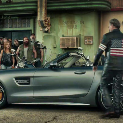 Pub Mercedes AMG GT Roadster Super Bowl 2017