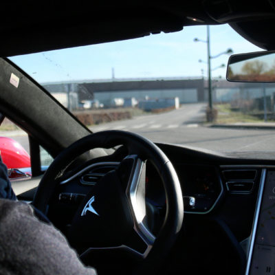 roadtrip-essai-tesla-model-s-p90d-2