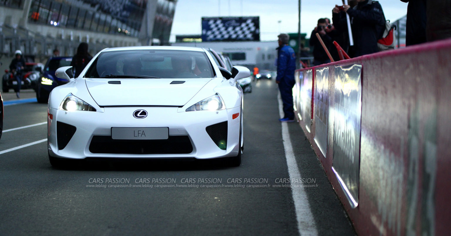 Lexus LFA V10 performances puissance