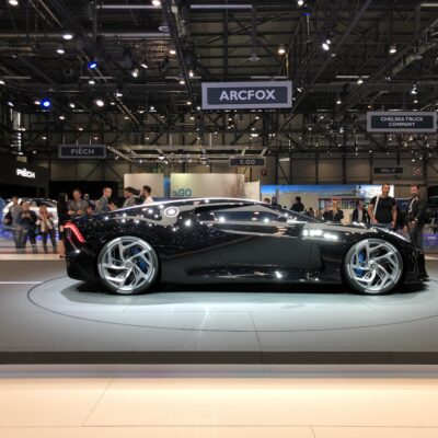 Bugatti la voiture noire