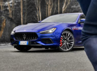 Vidéo, essai de la Maserati Ghibli Trofeo et son V8 de 580 ch !