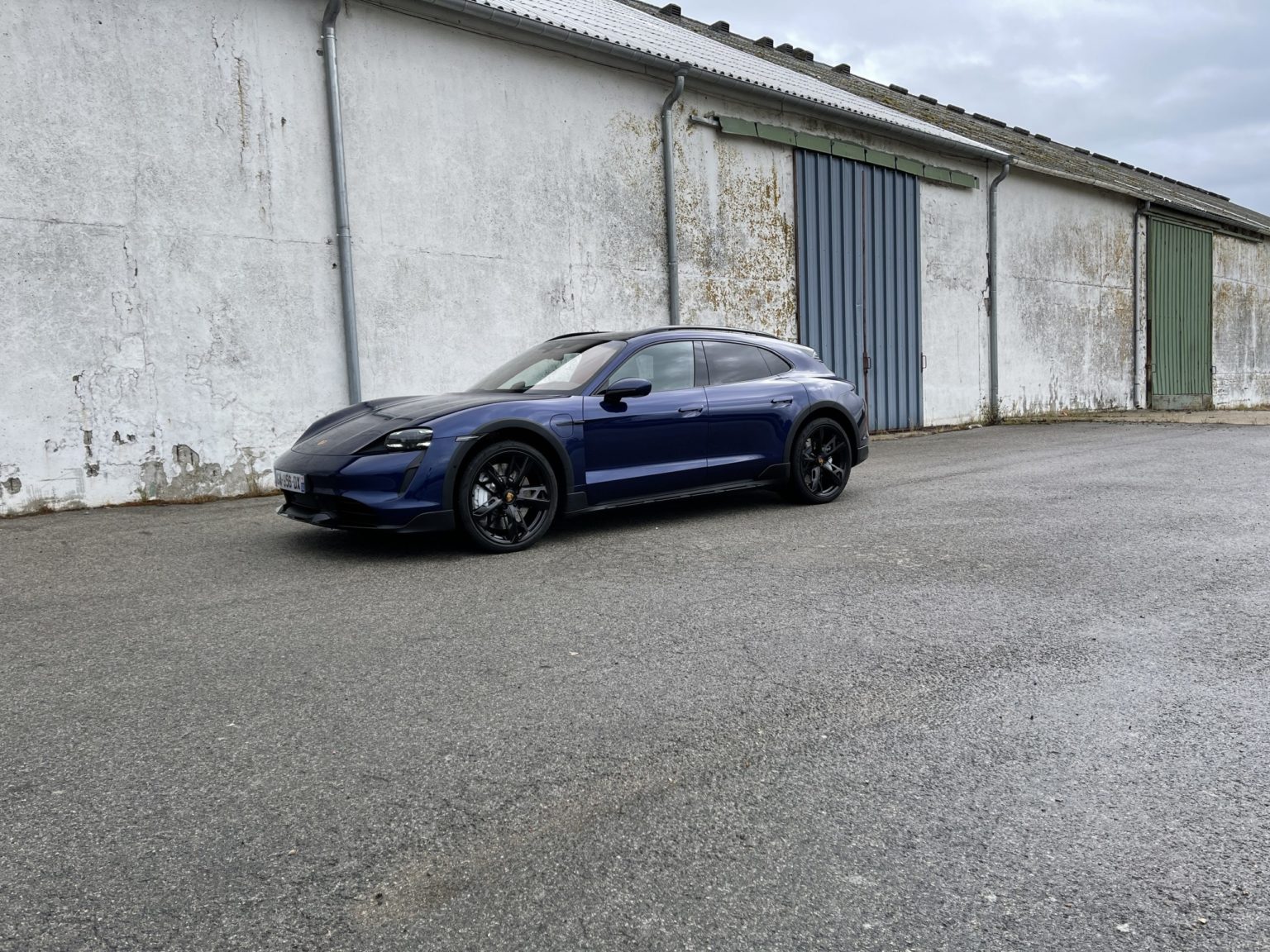 Essai Porsche Taycan Turbo Cross Turismo