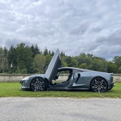 McLaren GT