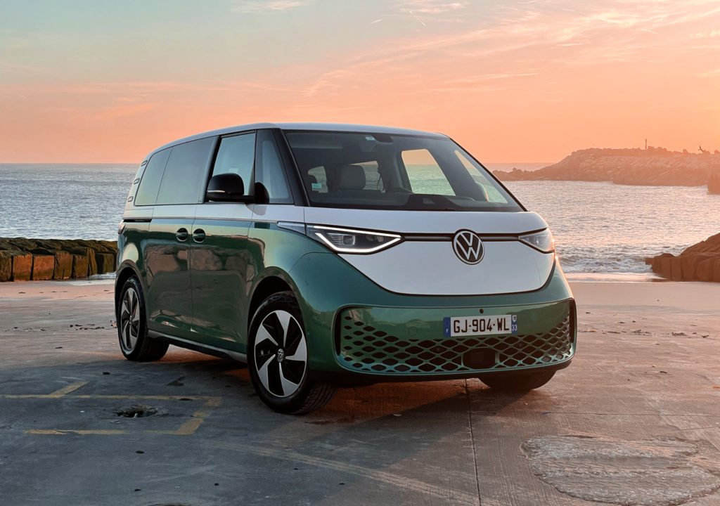 Volkswagen ID Buzz combi 2023 essai review prix