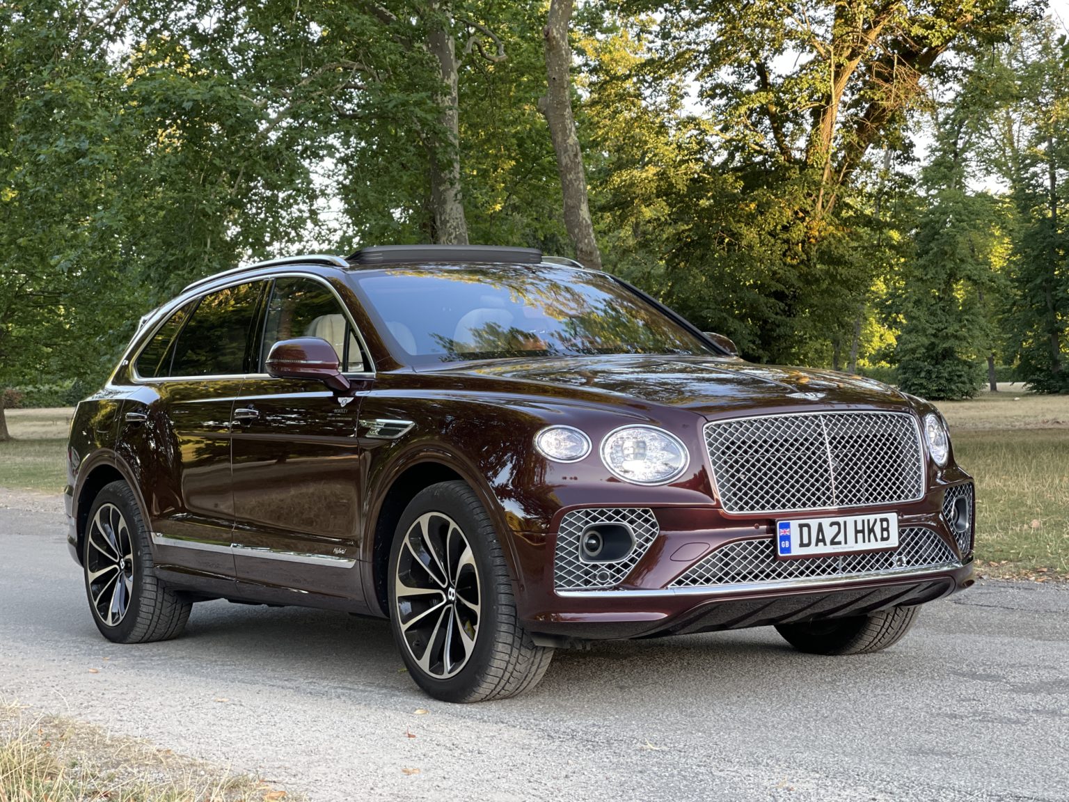 Bentley Bentayga Hybrid