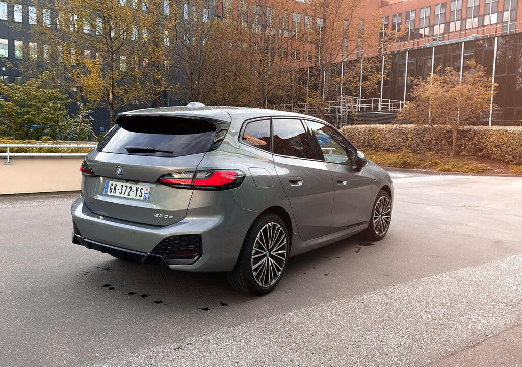 Bmw Serie 2 active Tourer 230e Msport gris monospace