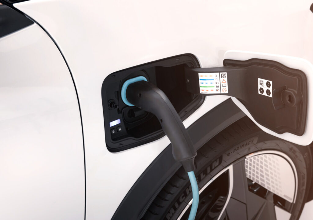 borne charge Renault Scenic e-tech 2024