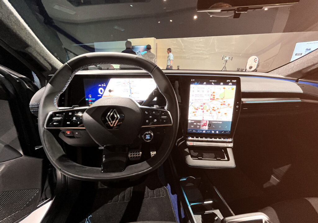 interieur Renault Scenic e-tech 2024