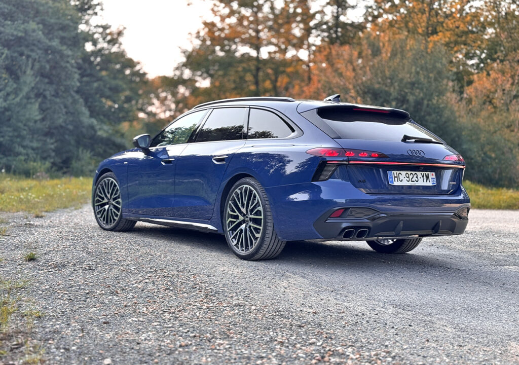 Audi A6 Avant 2025 Sline